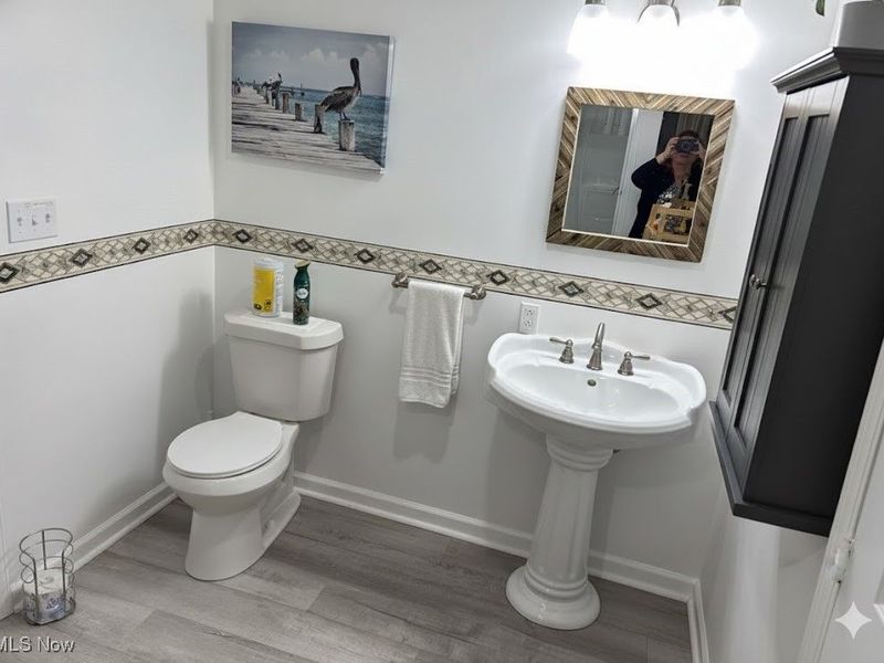 180 Elizabeth Parkway, Akron, OH 44304 Photo 16