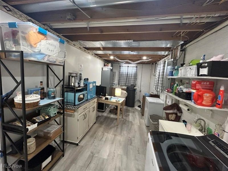 180 Elizabeth Parkway, Akron, OH 44304 Photo 24