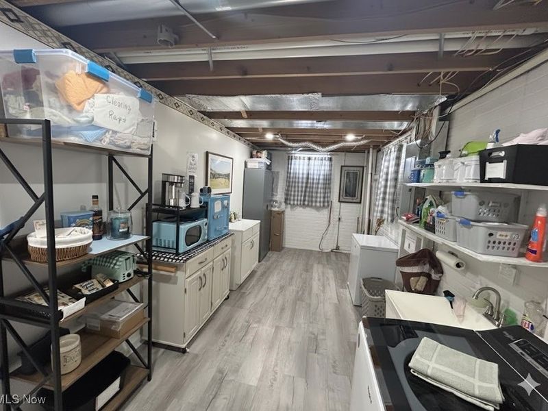 180 Elizabeth Parkway, Akron, OH 44304 Photo 25