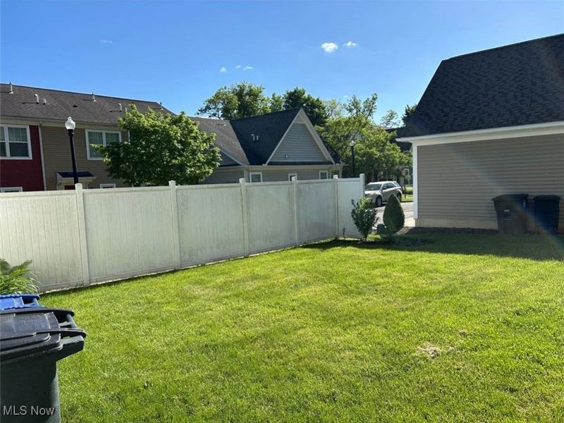 180 Elizabeth Parkway, Akron, OH 44304 Photo 42