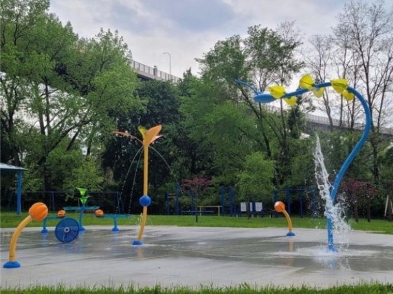 180 Elizabeth Parkway, Akron, OH 44304 Photo 42