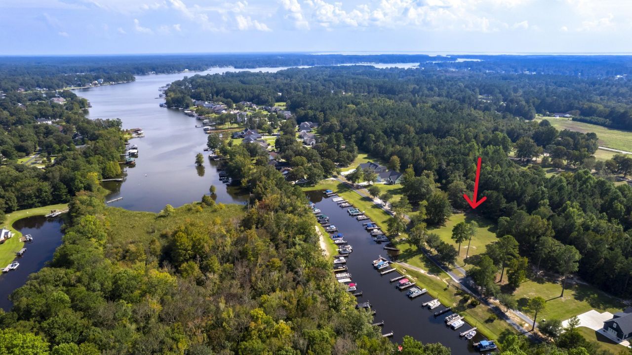 141 Woodlake Drive Photo 13