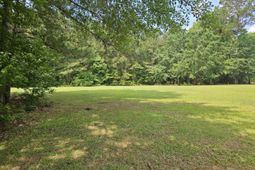 141 Woodlake Drive photo 4