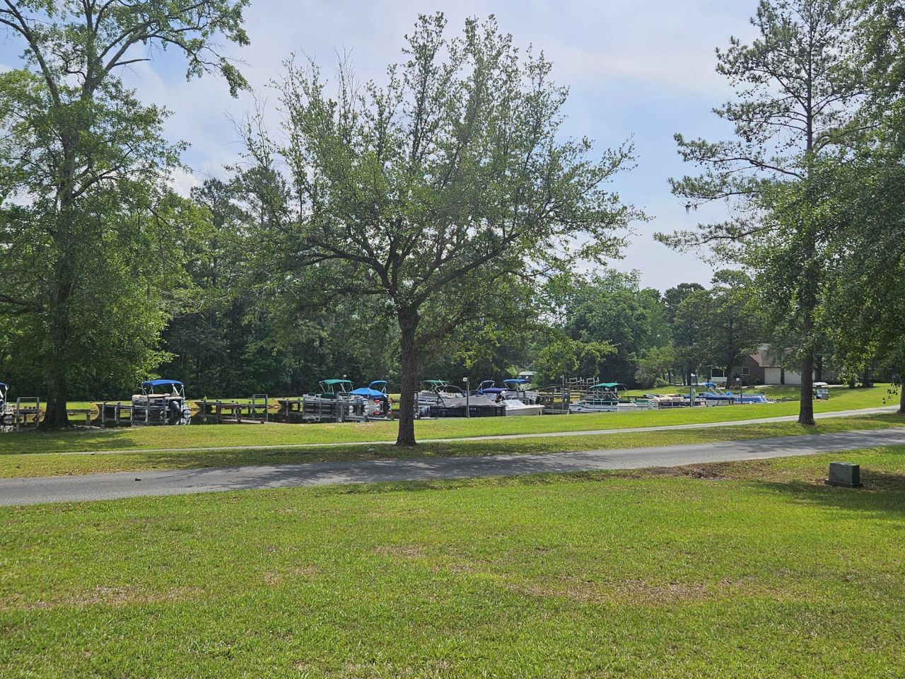 141 Woodlake Drive Photo 6