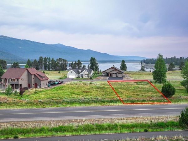 13116 Hawks Bay Road, Donnelly, ID 83615