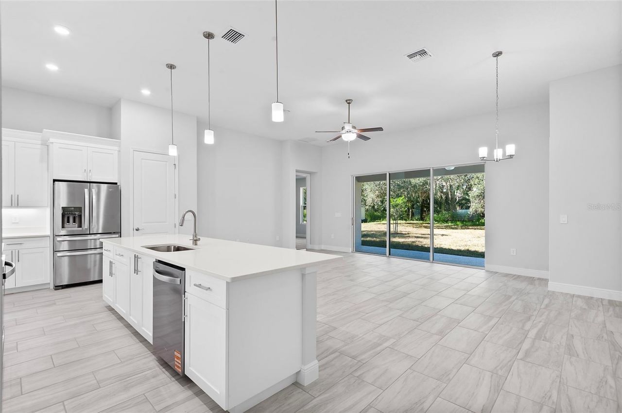 304 N Jungle Road, Geneva, FL 32732 Photo