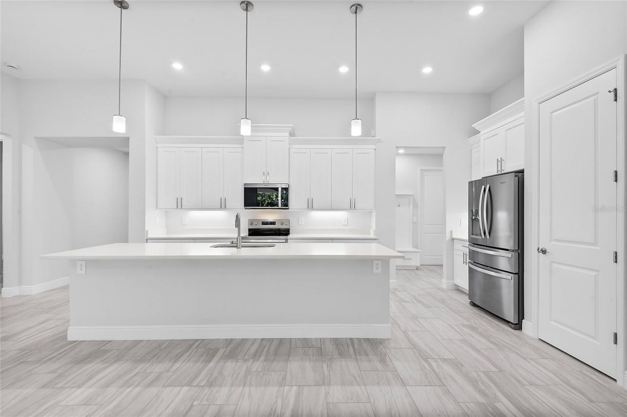 304 N Jungle Road, Geneva, FL 32732 Photo