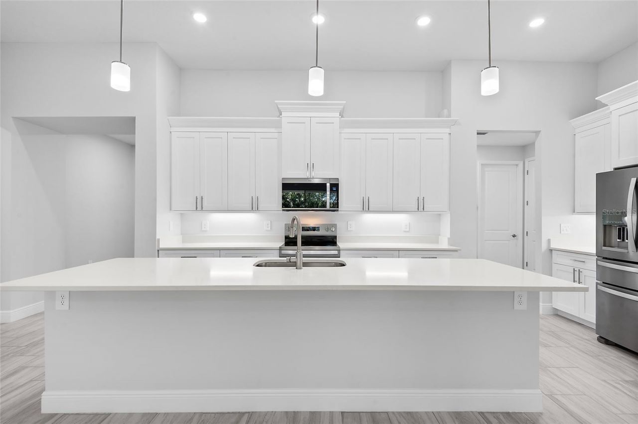 304 N Jungle Road, Geneva, FL 32732 Photo