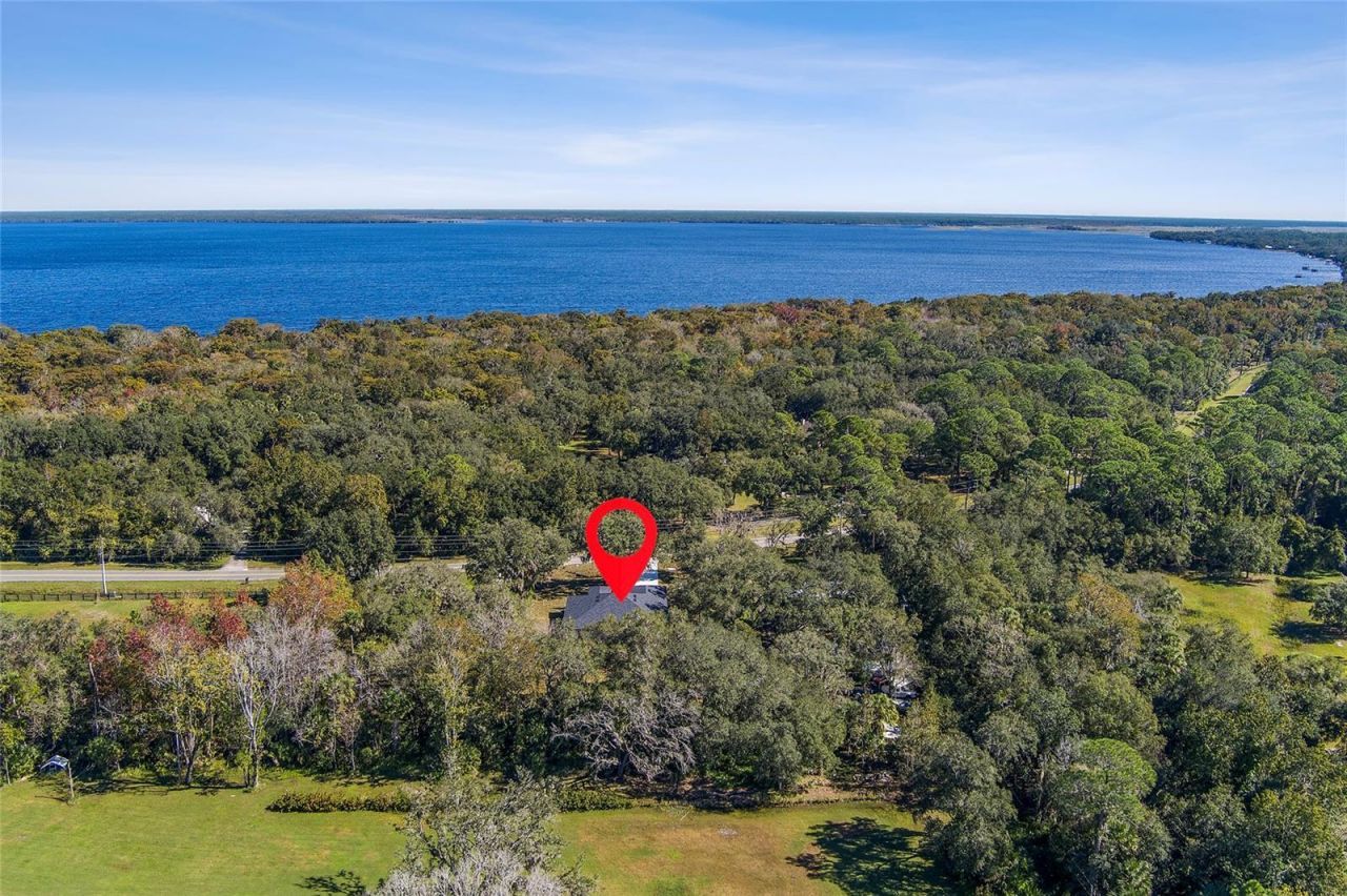 304 N Jungle Road, Geneva, FL 32732 Photo