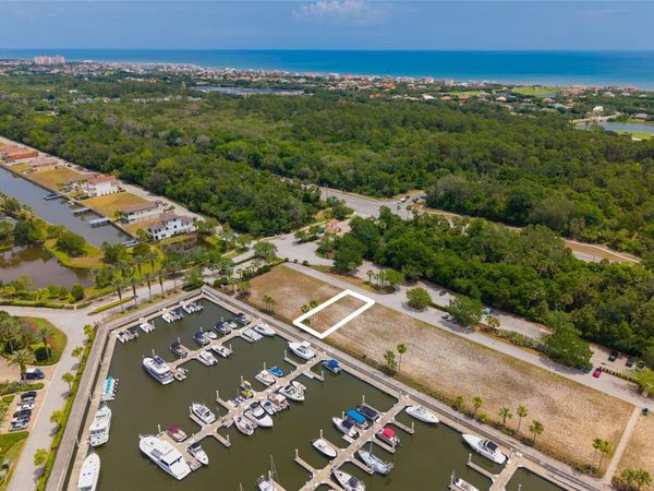 106 HARBOR VILLAGE POINT S, PALM COAST, FL 32137