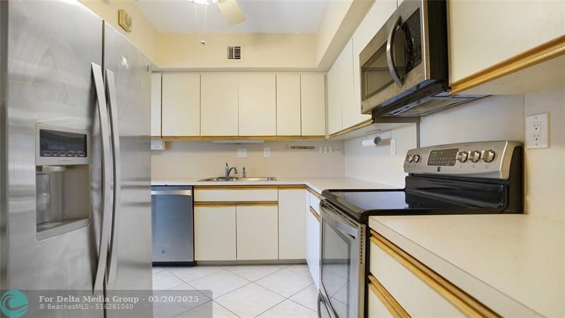 3750 Galt Ocean Drive, Unit 1807, Fort Lauderdale, FL 33308 Photo