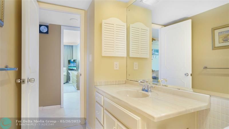3750 Galt Ocean Drive, Unit 1807, Fort Lauderdale, FL 33308 Photo