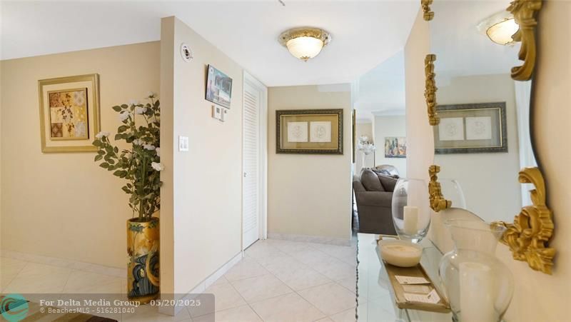 3750 Galt Ocean Drive, Unit 1807, Fort Lauderdale, FL 33308 Photo