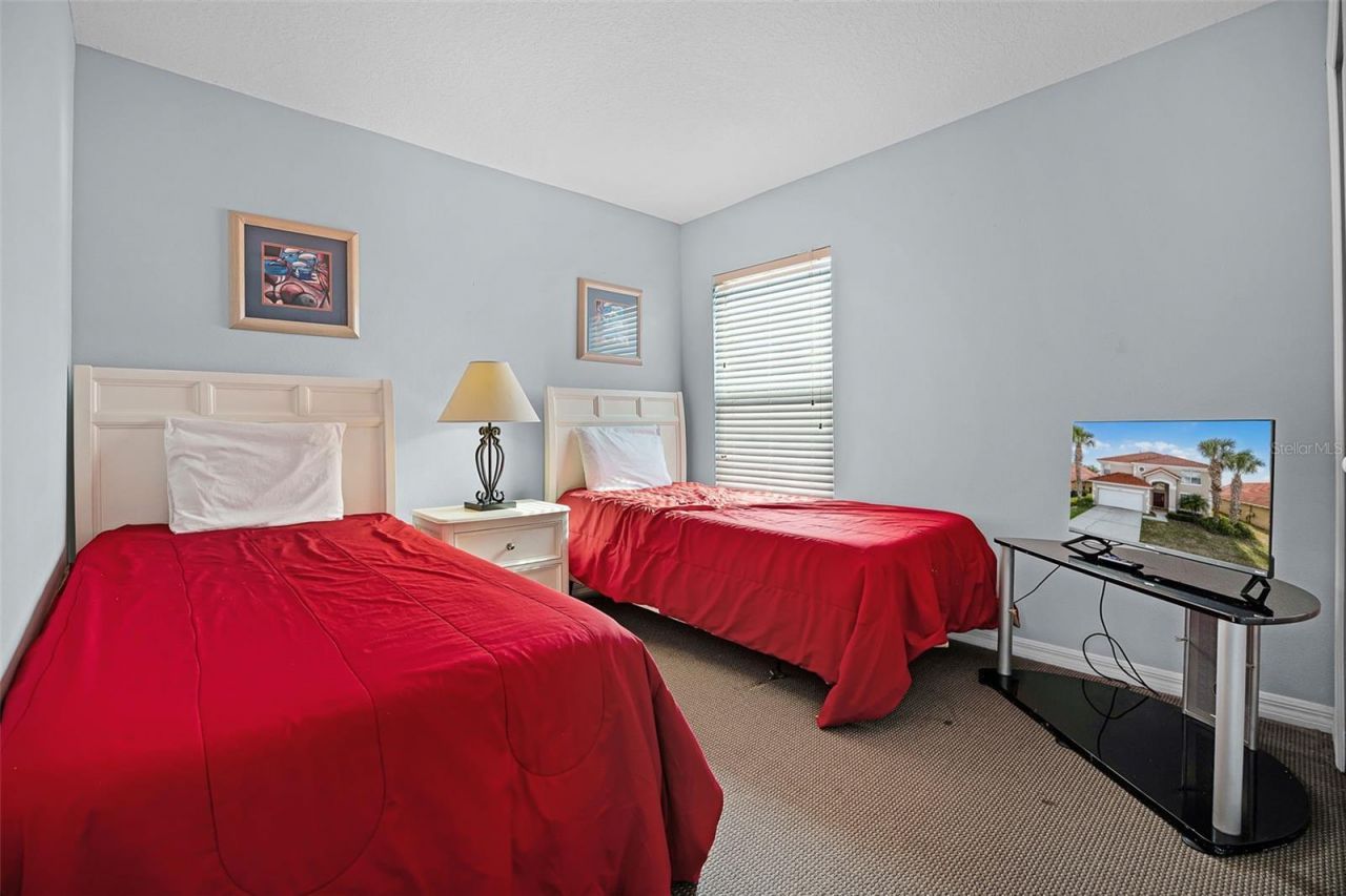 321 Rosso Drive, Davenport, FL 33837 Photo