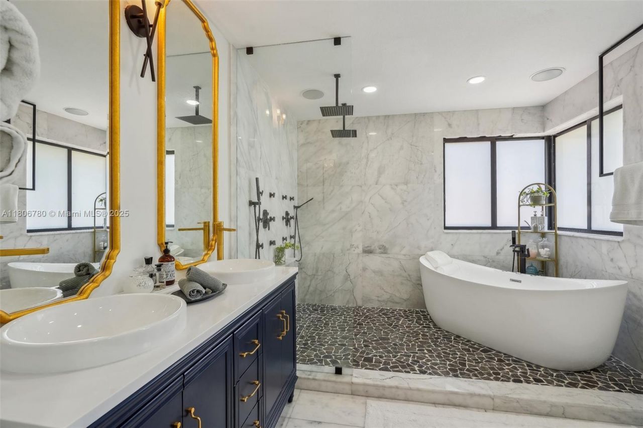 11898 SW 74th Ter, Miami, FL 33183 Photo