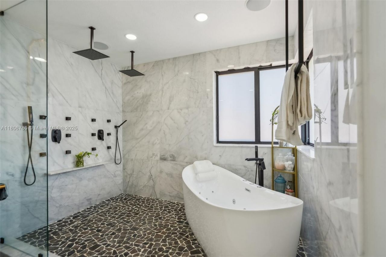 11898 SW 74th Ter, Miami, FL 33183 Photo