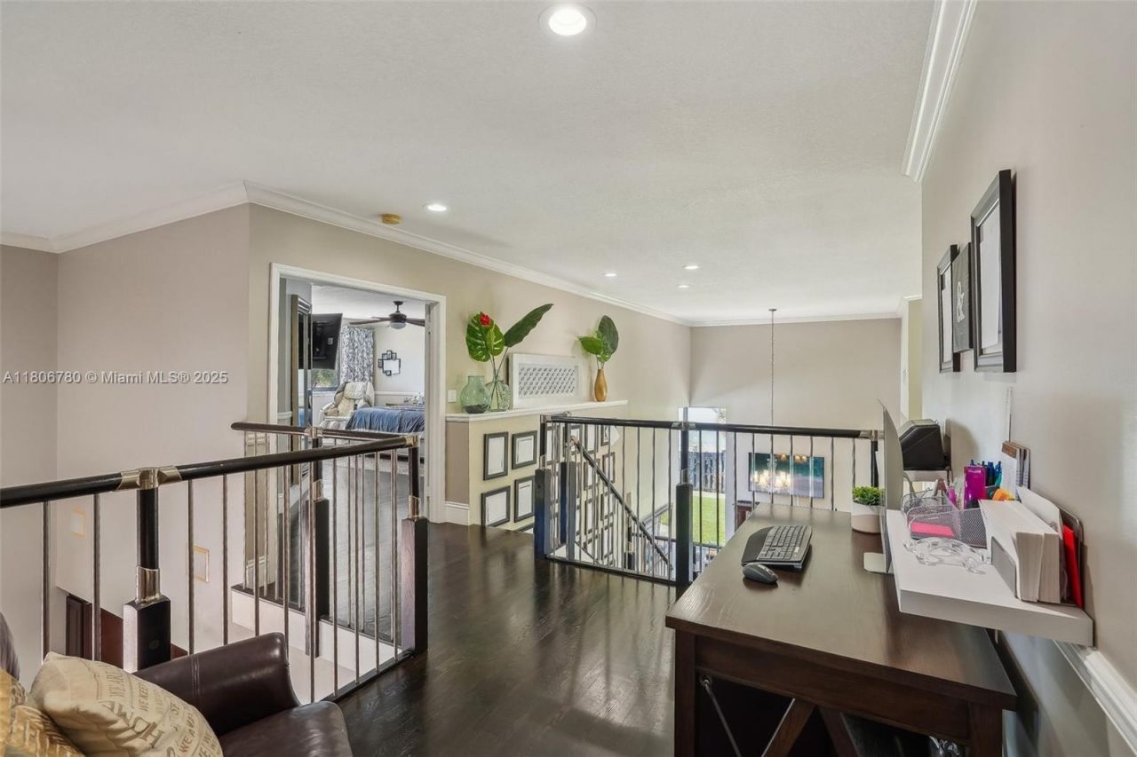 11898 SW 74th Ter, Miami, FL 33183 Photo