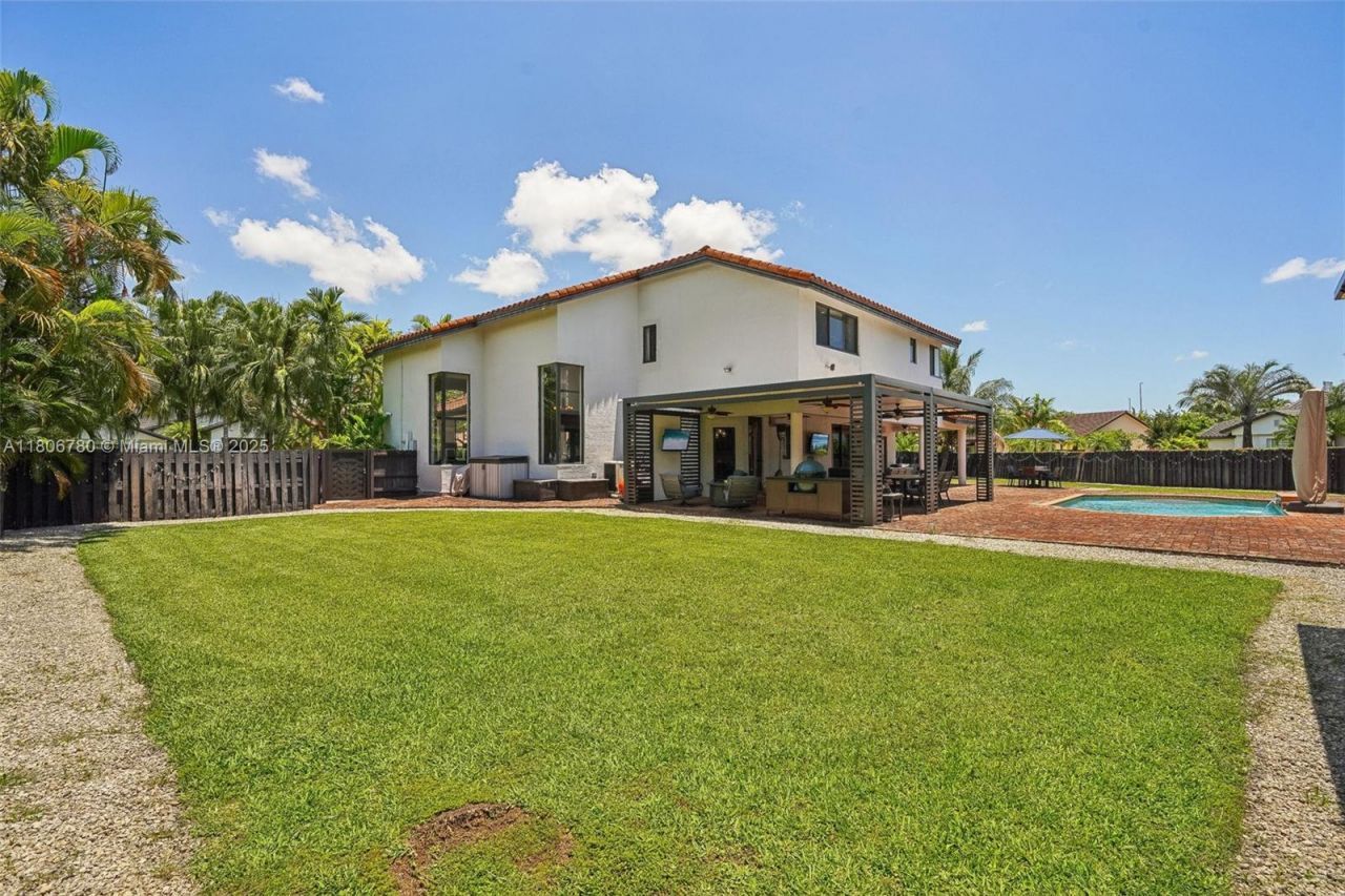 11898 SW 74th Ter, Miami, FL 33183 Photo