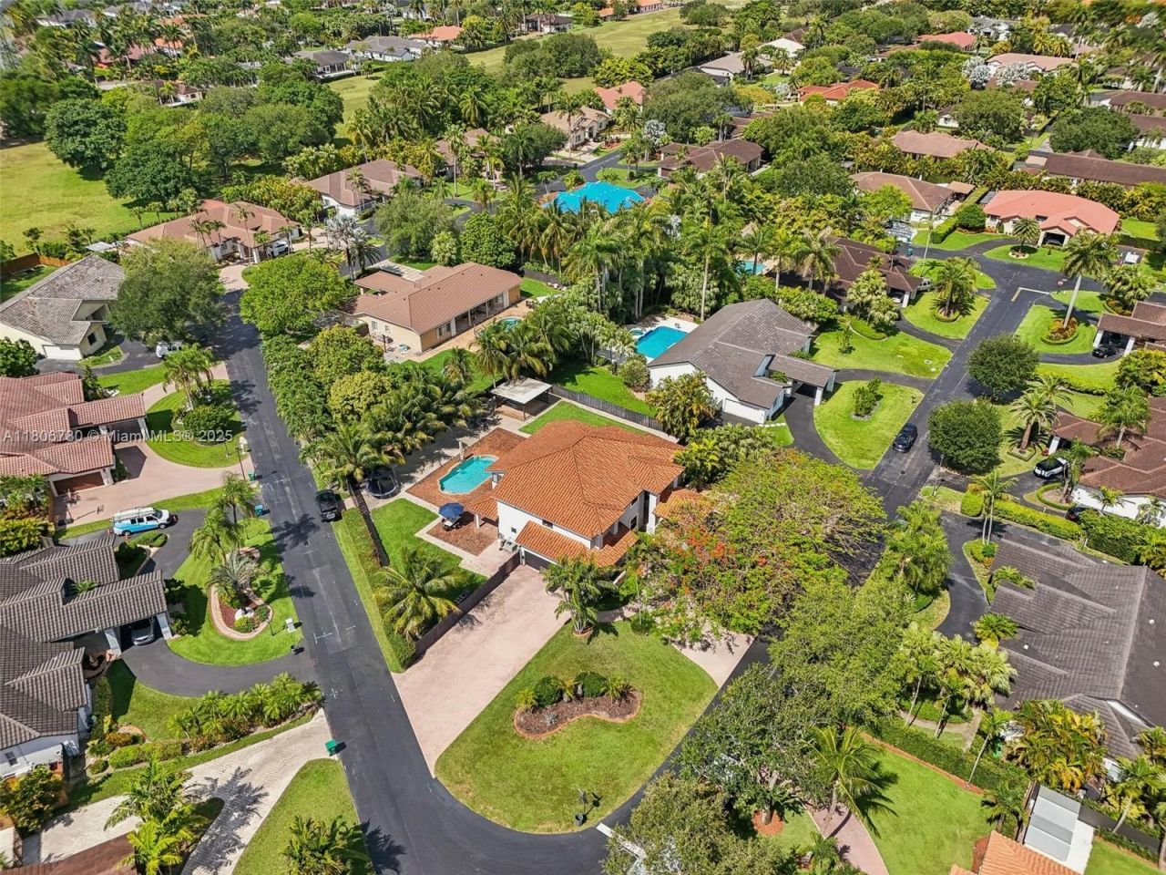 11898 SW 74th Ter, Miami, FL 33183 Photo