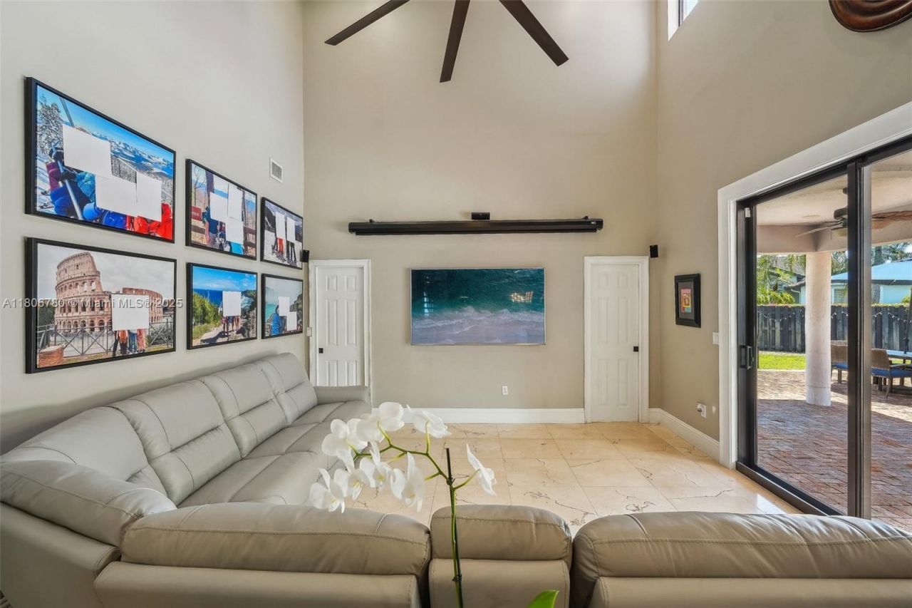 11898 SW 74th Ter, Miami, FL 33183 Photo