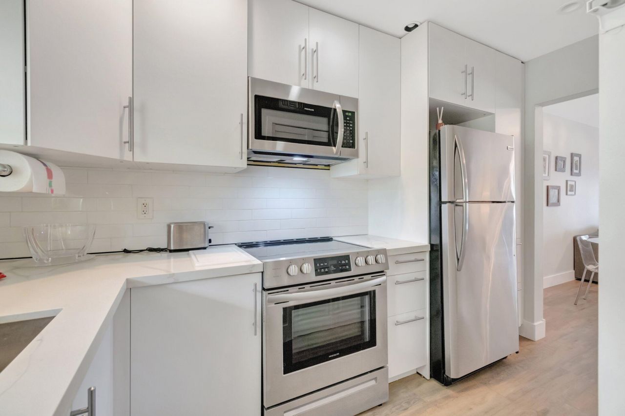 2501 S Ocean Boulevard, Unit 303, Boca Raton, FL 33432 Photo