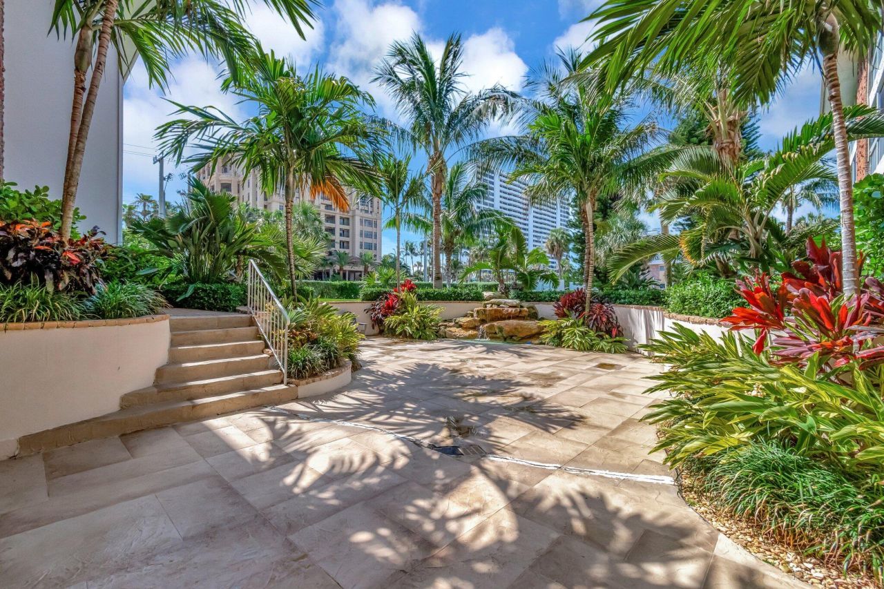 2501 S Ocean Boulevard, Unit 303, Boca Raton, FL 33432 Photo