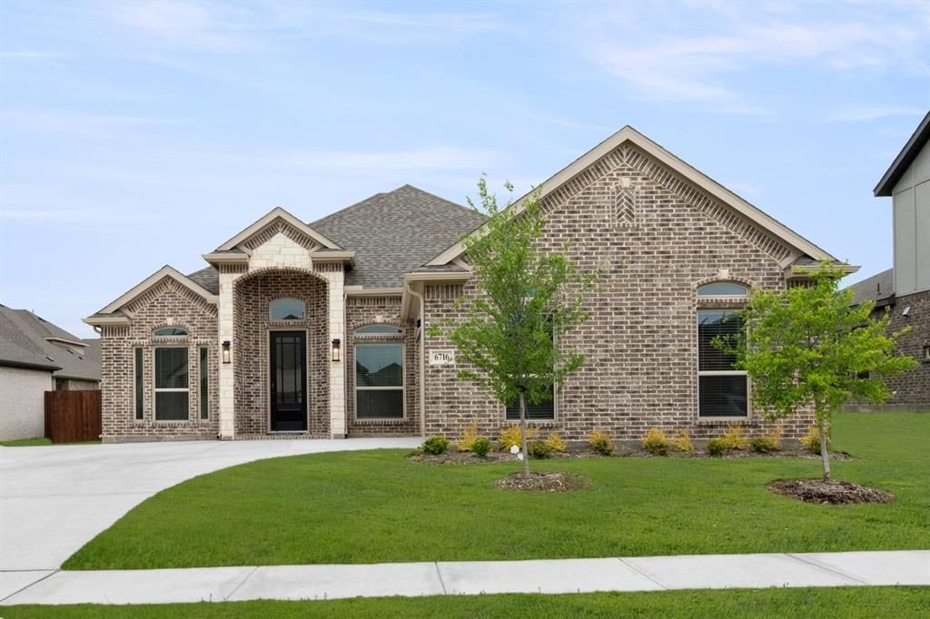 6716 Rosby Avenue, Fort Worth, TX 76123 Main Photo