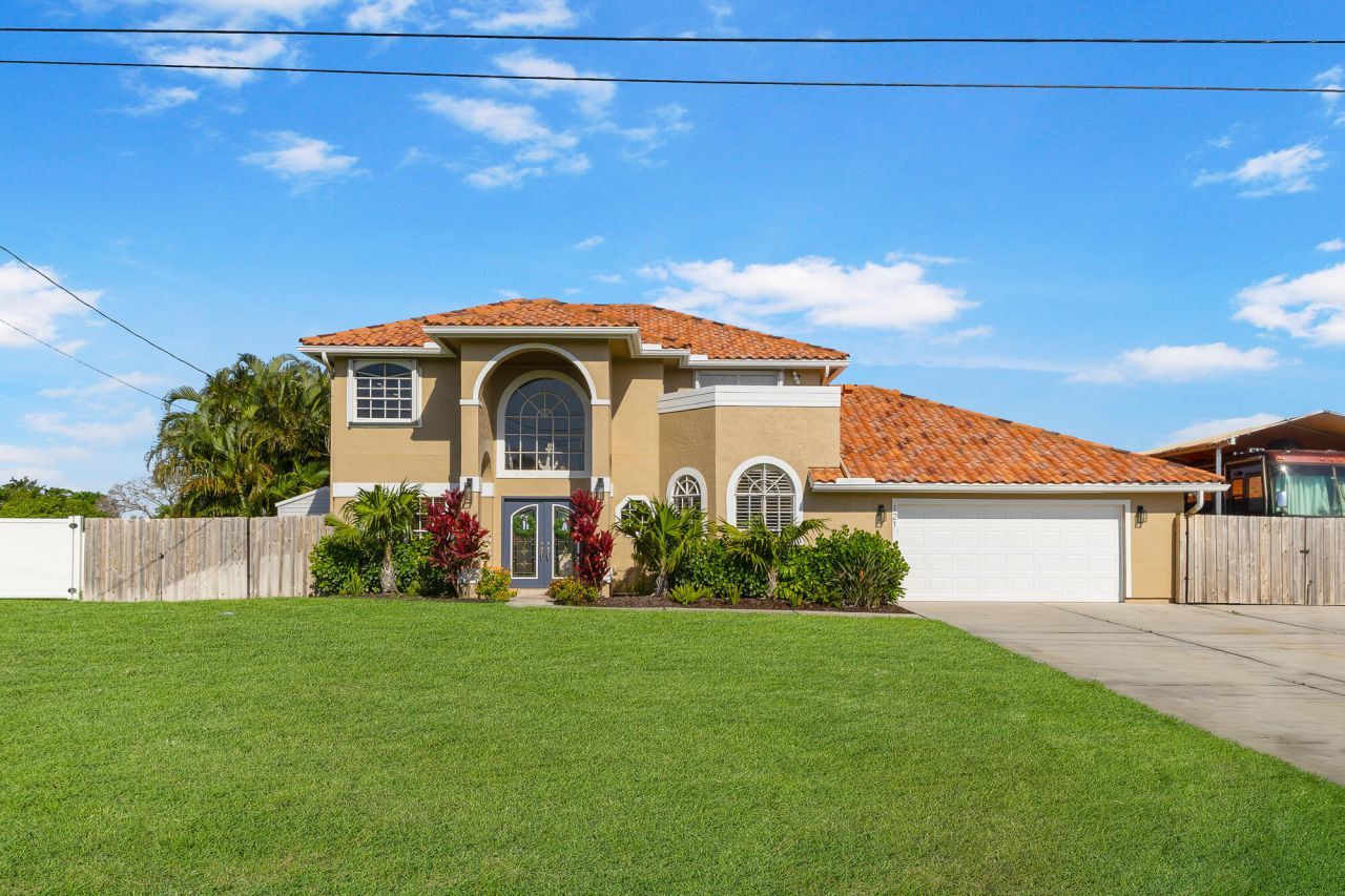 121 NE Naranja Avenue, Port Saint Lucie, FL 34983 Photo