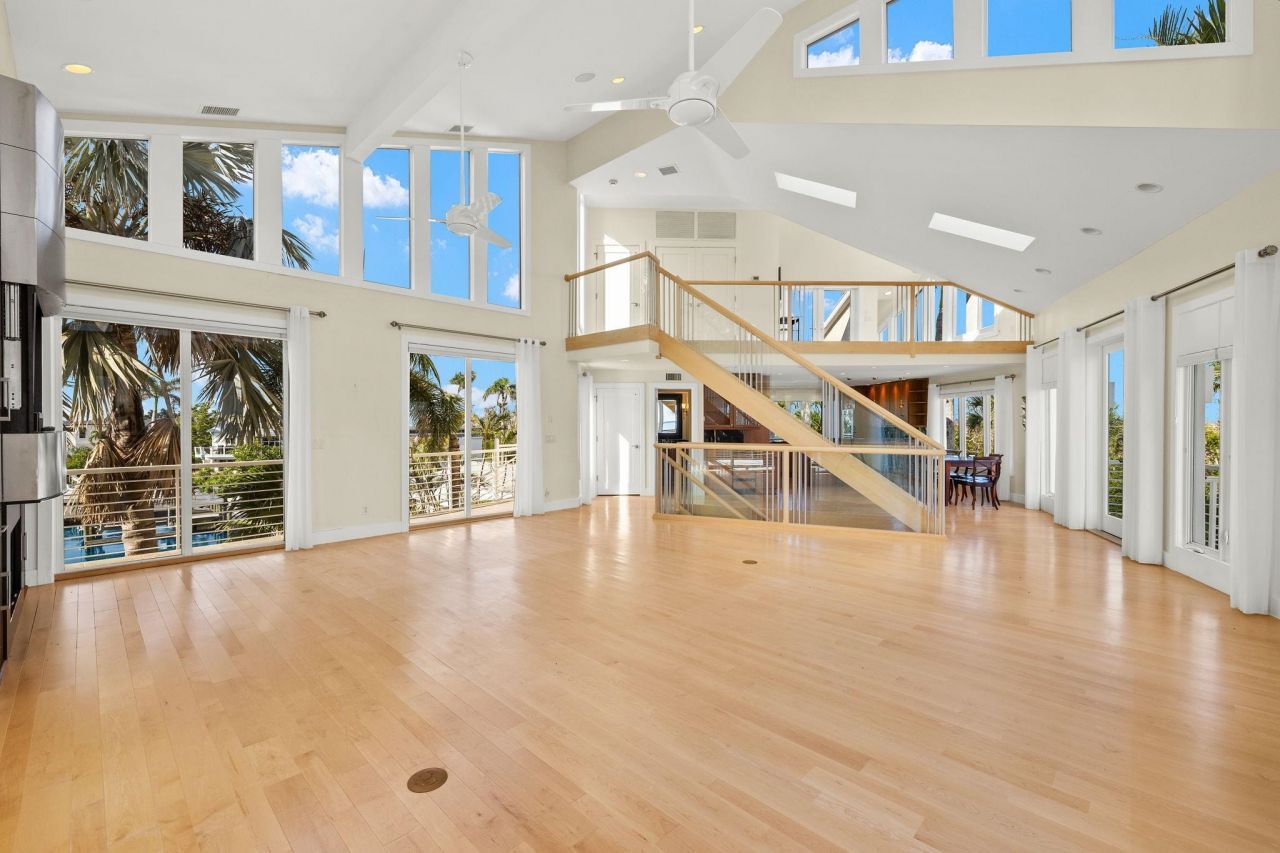 1581 San Carlos Bay Dr, Sanibel, FL 33957 Photo