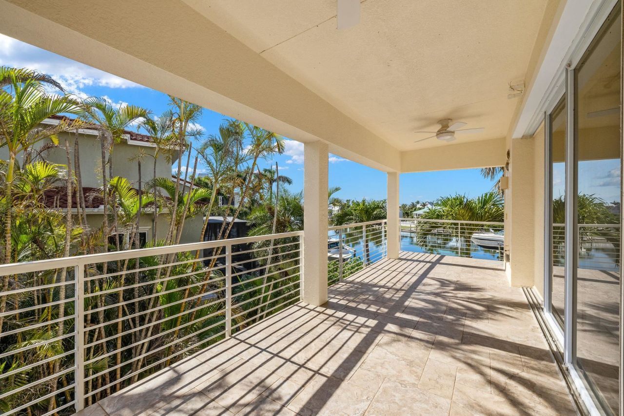 1581 San Carlos Bay Dr, Sanibel, FL 33957 Photo