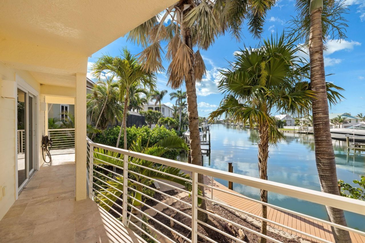 1581 San Carlos Bay Dr, Sanibel, FL 33957 Photo