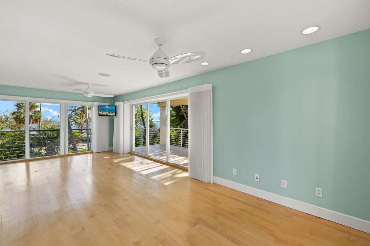 1581 San Carlos Bay Dr, Sanibel, FL 33957 Photo
