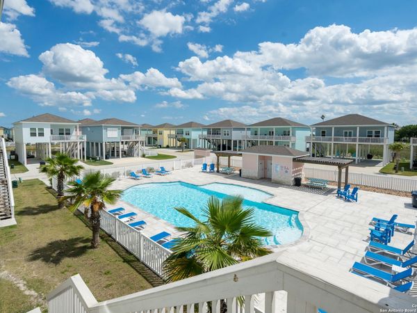 111 Great Chagos, Rockport, TX 78382