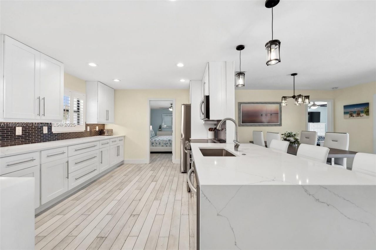 1600 Edith Esplanade, Cape Coral, FL 33904 Photo