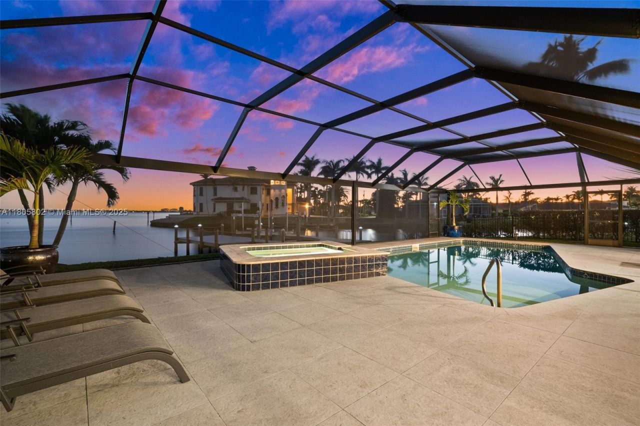 1600 Edith Esplanade, Cape Coral, FL 33904 Photo