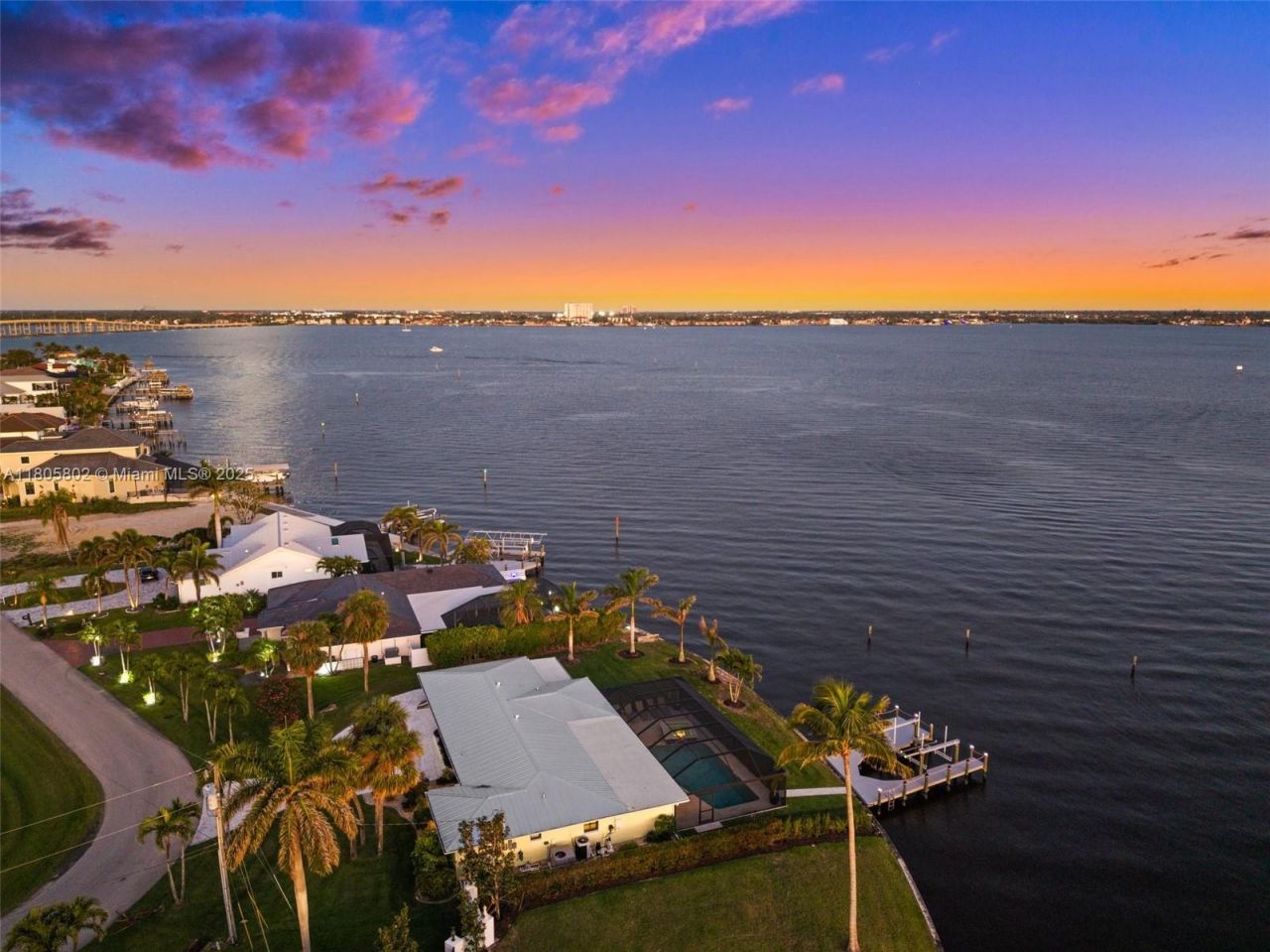 1600 Edith Esplanade, Cape Coral, FL 33904 Photo