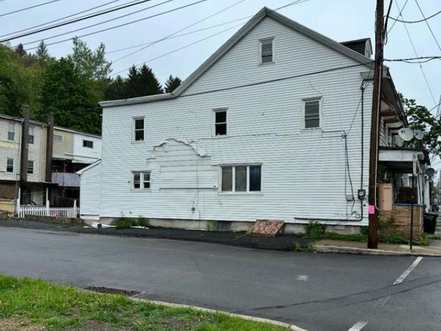 639 W Centre, Mahanoy City, PA 17948 Main Photo