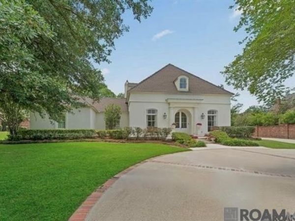 19420 N Muirfield Cir, Saint George, LA 70810