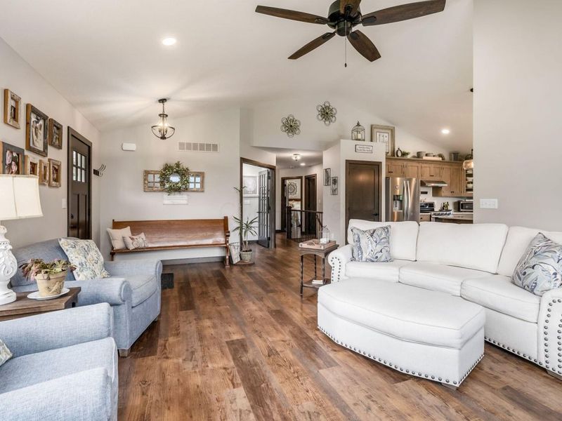 224 Blue Bird Drive, Butler, OH 44822 Photo 10