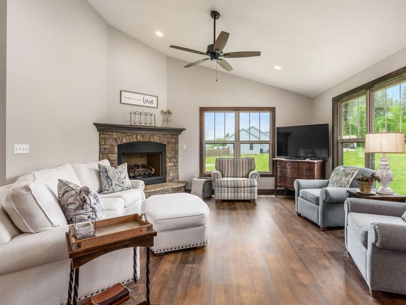 224 Blue Bird Drive, Butler, OH 44822 Photo 7