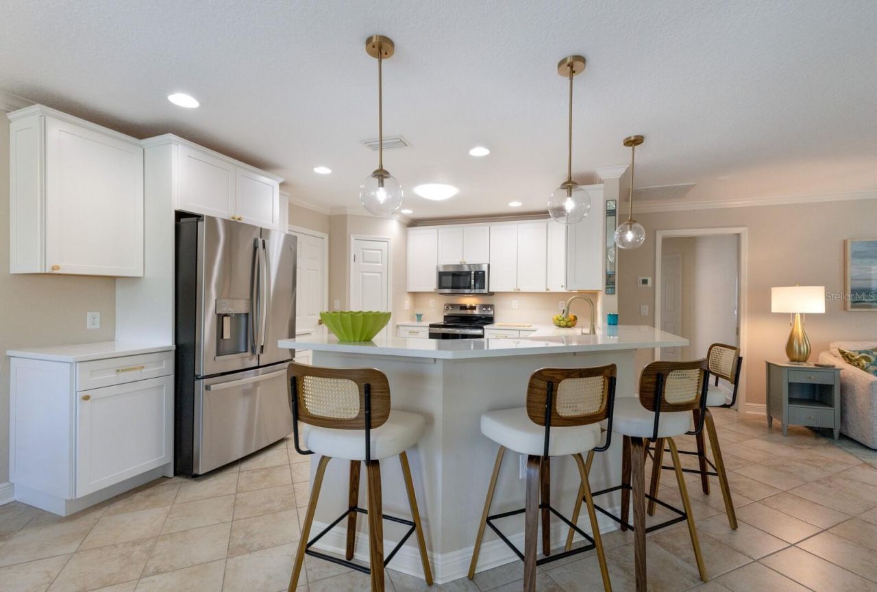 237 85th Street, Holmes Beach, FL 34217 Photo