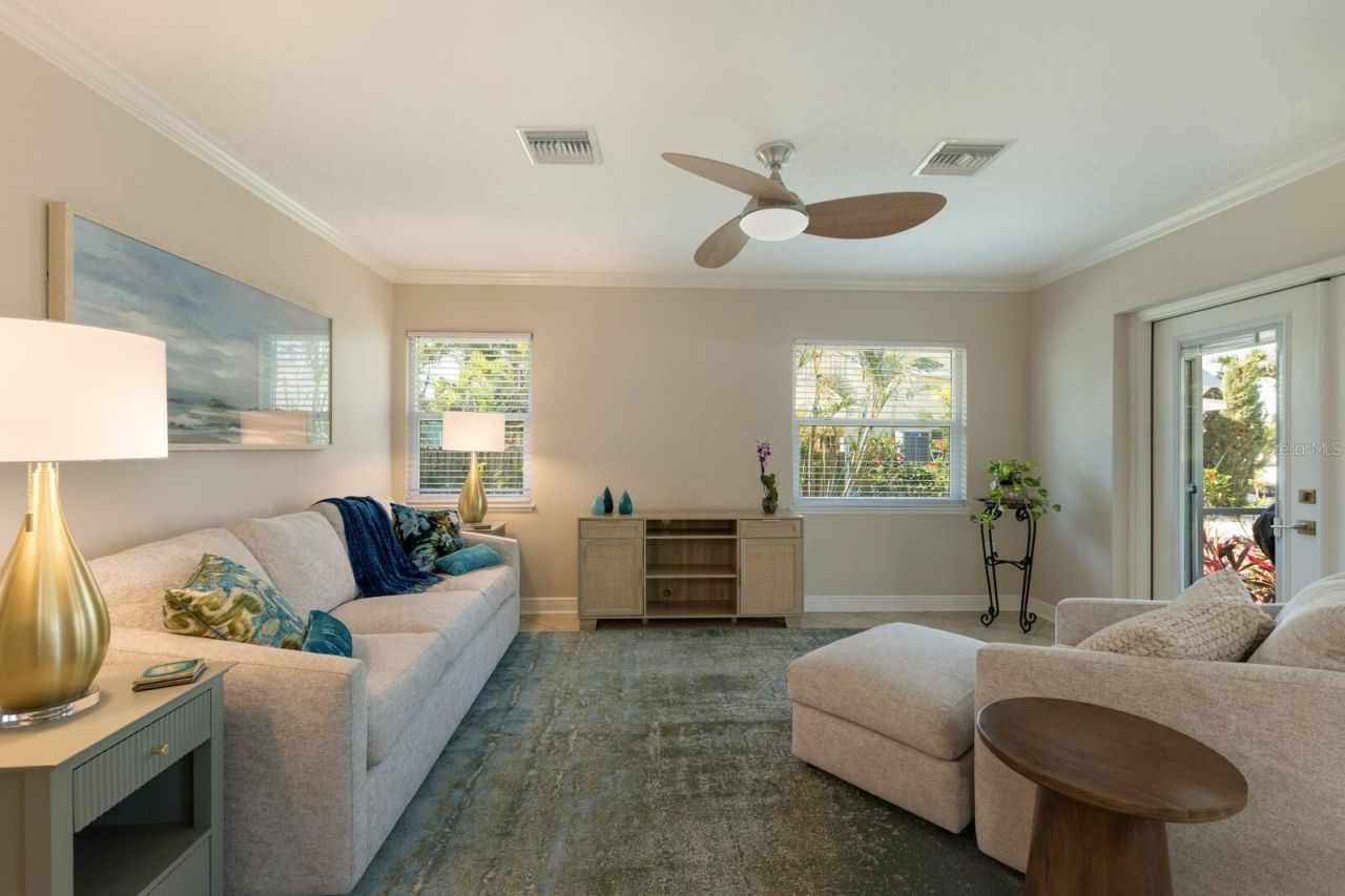 237 85th Street, Holmes Beach, FL 34217 Photo