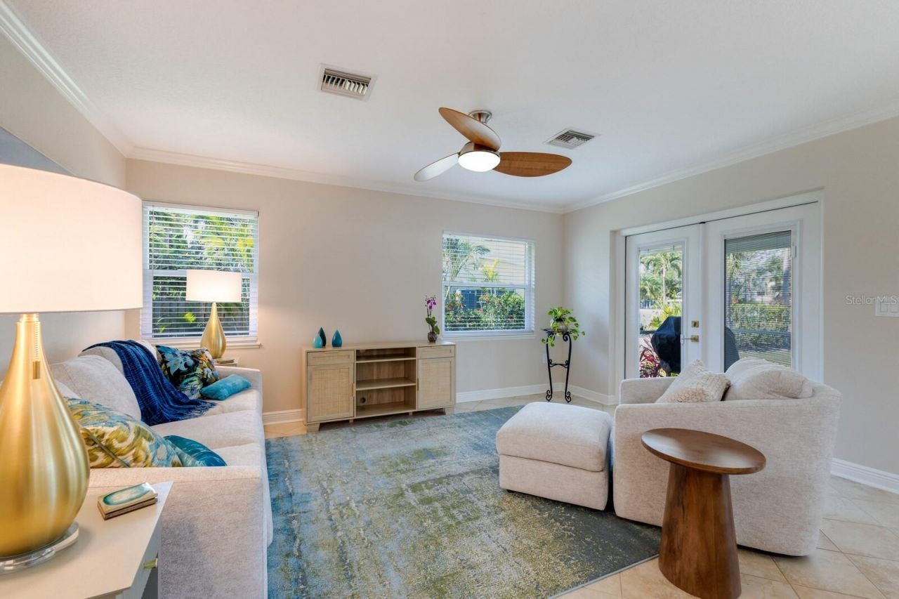 237 85th Street, Holmes Beach, FL 34217 Photo