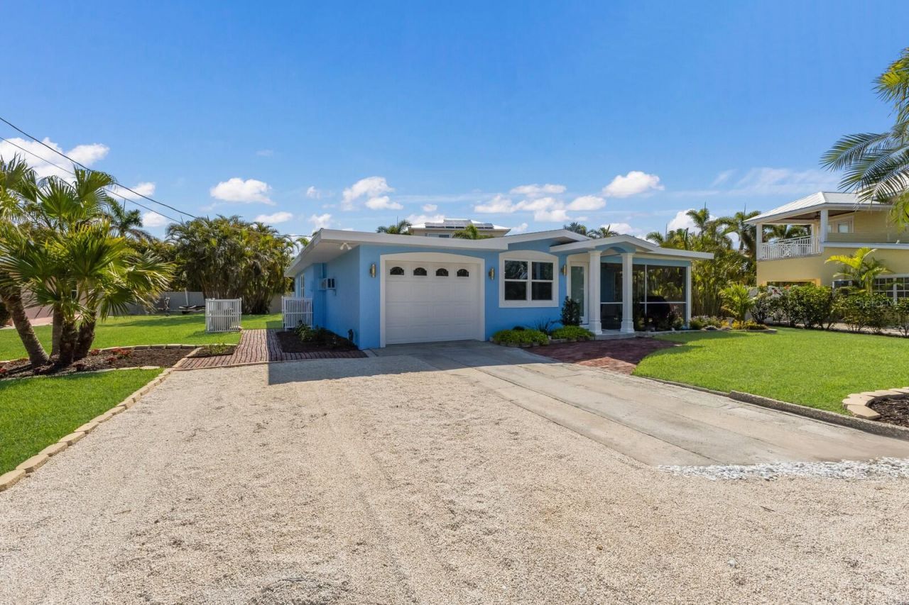 237 85th Street, Holmes Beach, FL 34217 Photo