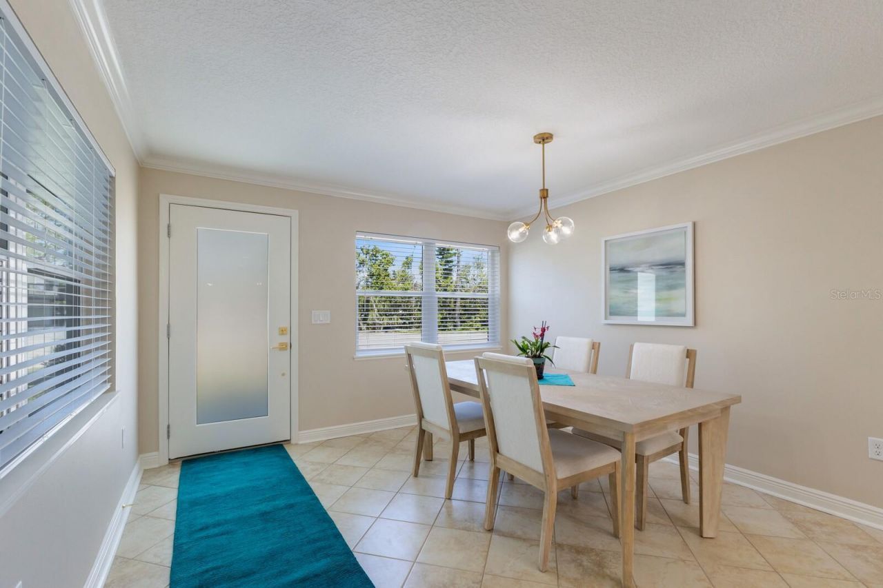 237 85th Street, Holmes Beach, FL 34217 Photo