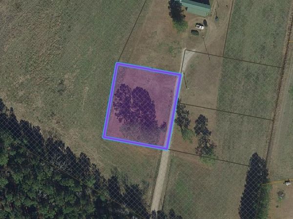 2093 G and B Ln, Loris, SC 29569