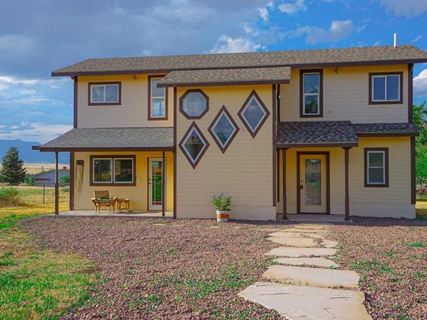 511 E Garland St, La Veta, CO 81055
