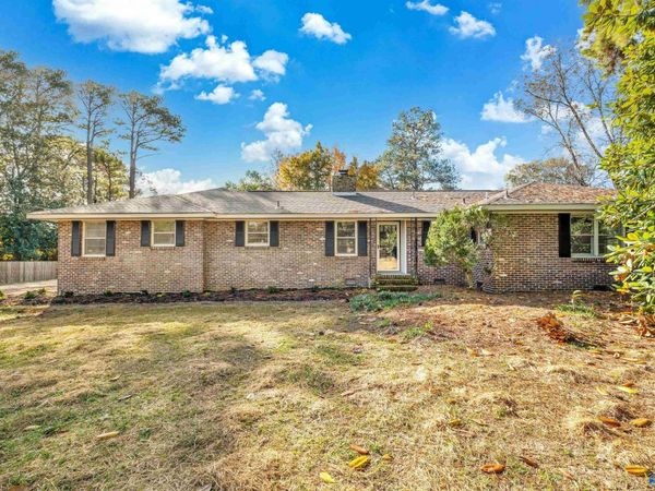 2407 Stratford Road, Decatur, AL 35601