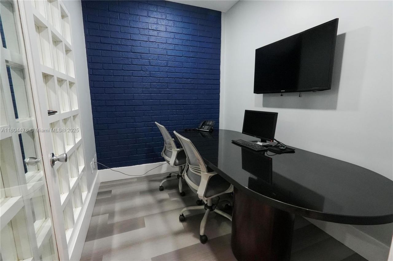 8125 SW 120th St, Pinecrest, FL 33156 Photo