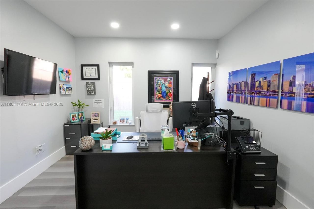 8125 SW 120th St, Pinecrest, FL 33156 Photo